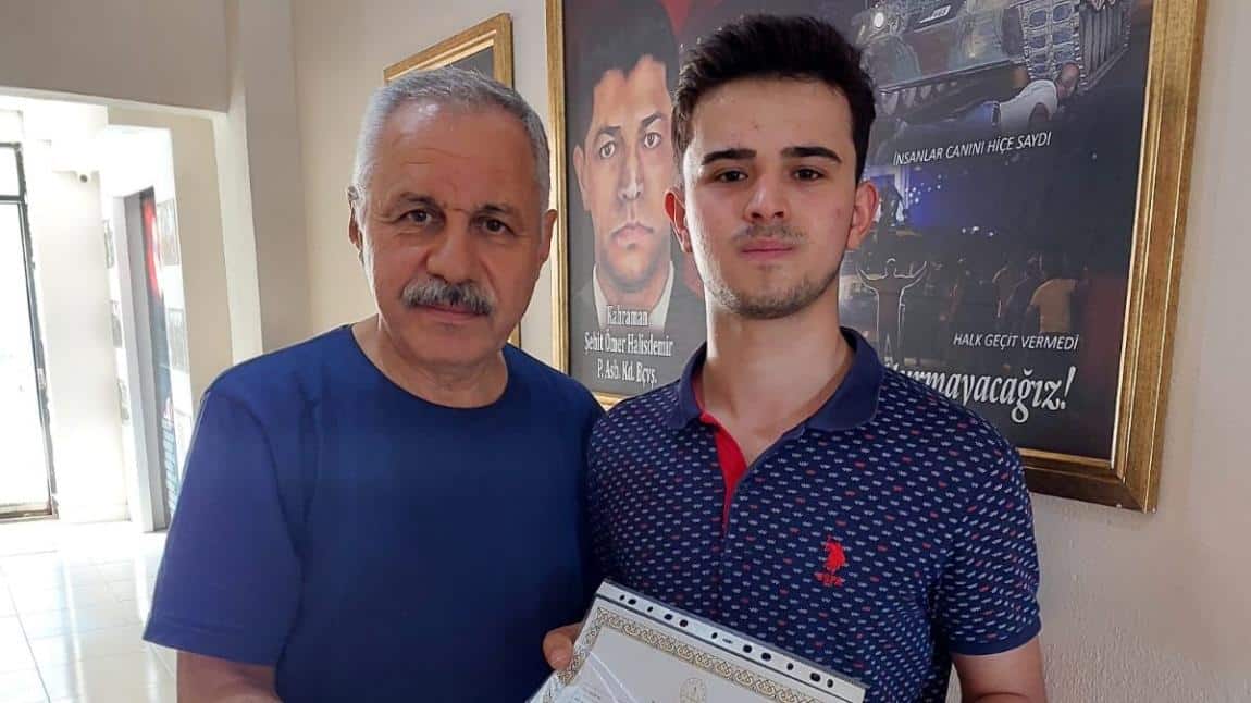 Okulumuz Öğrencisi Okan Taşhan Milli Savunma Üniversitesi Sağlık Bilimlerini Kazandı.